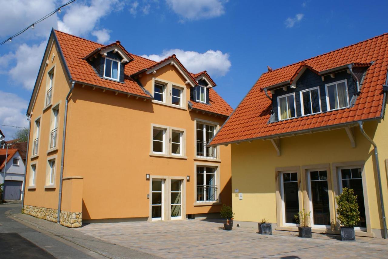 Gaestehaus Ressler Harxheim Eksteriør billede